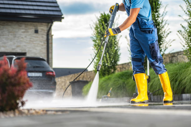 Best Sign and Awning Cleaning  in Deenwood, GA